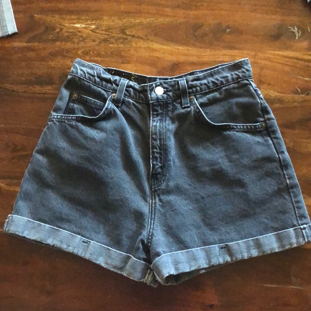 Levi’s Vintage Mom Jean Shorts